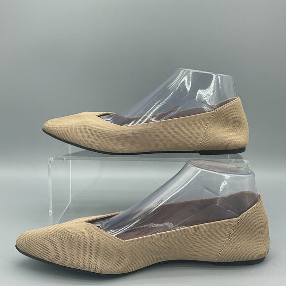 NEW Mia Women’s Kerri Slip on Pointed toe Flats Khaki Size 9M - Picture 2 of 10